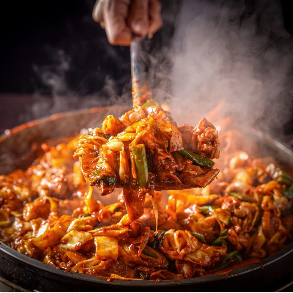 통나무집닭갈비 춘천 닭갈비 밀키트 택배 홈파티 캠핑요리 캠핑음식 넓적다리 양념 야채 세트